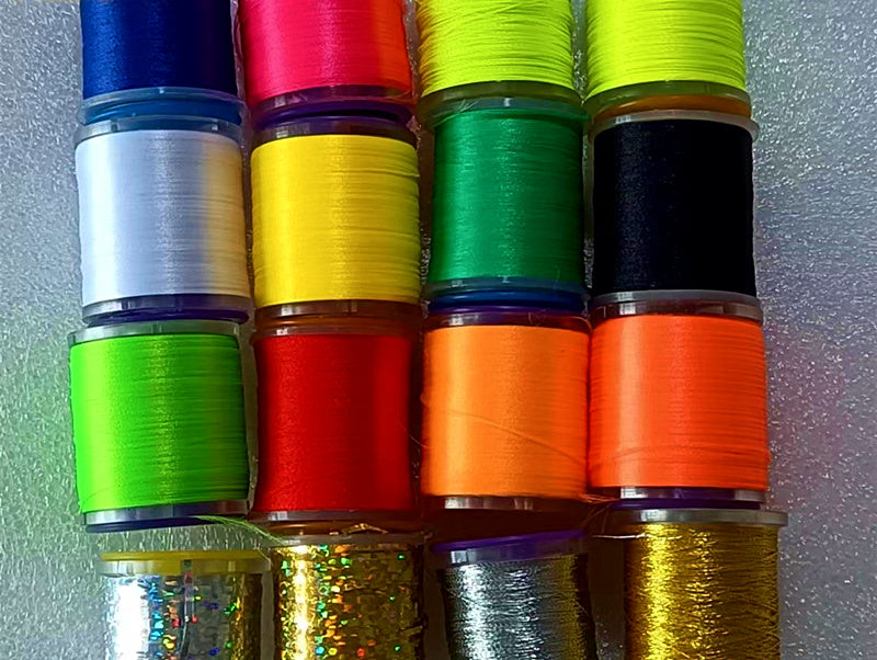 Fluorescent Hook Tying Thread, 1 mm, Glow & Metallic Colors – product photo