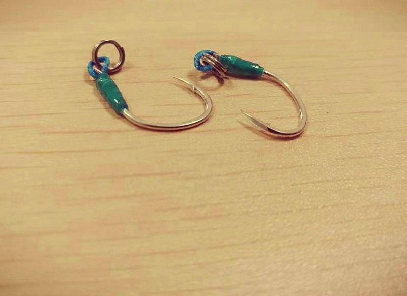 Hand-Tied Barbed Single Hooks, Size #8–#2, 4–5 Pack – product photo