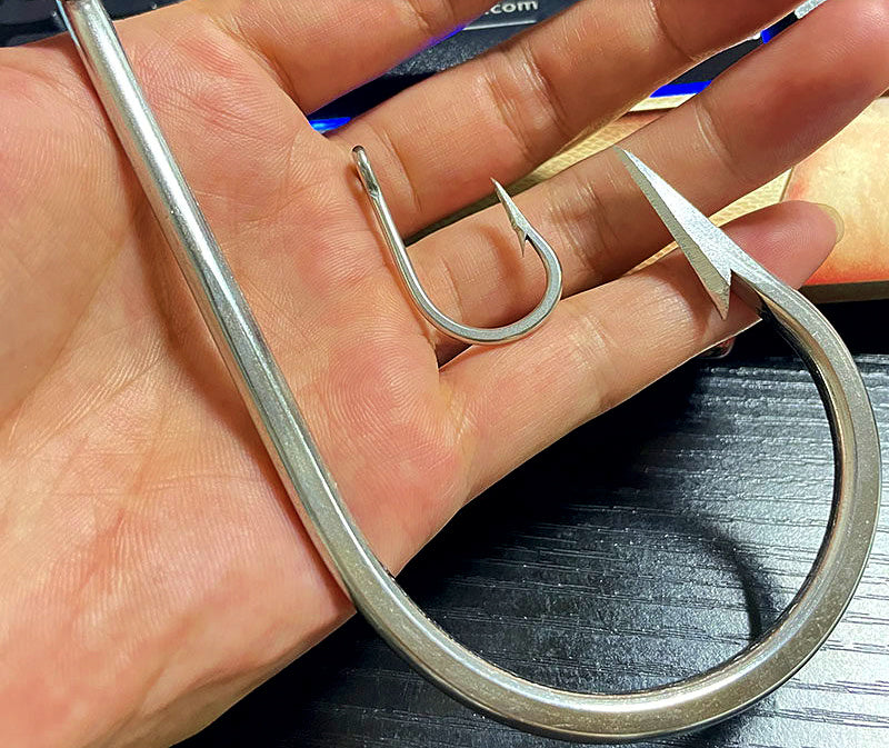 Stainless Steel Shark Hook with Ring, Barbed, 1/0–20/0 – product photo