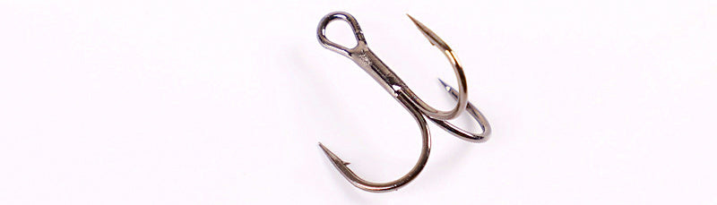 Barbed Treble Hooks, Black/White Coated, Sizes 2–16 Bulk – product photo