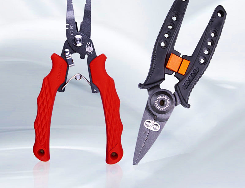 Fishing Pliers, Braid Scissors, Fish Gripper & Lanyard – product photo