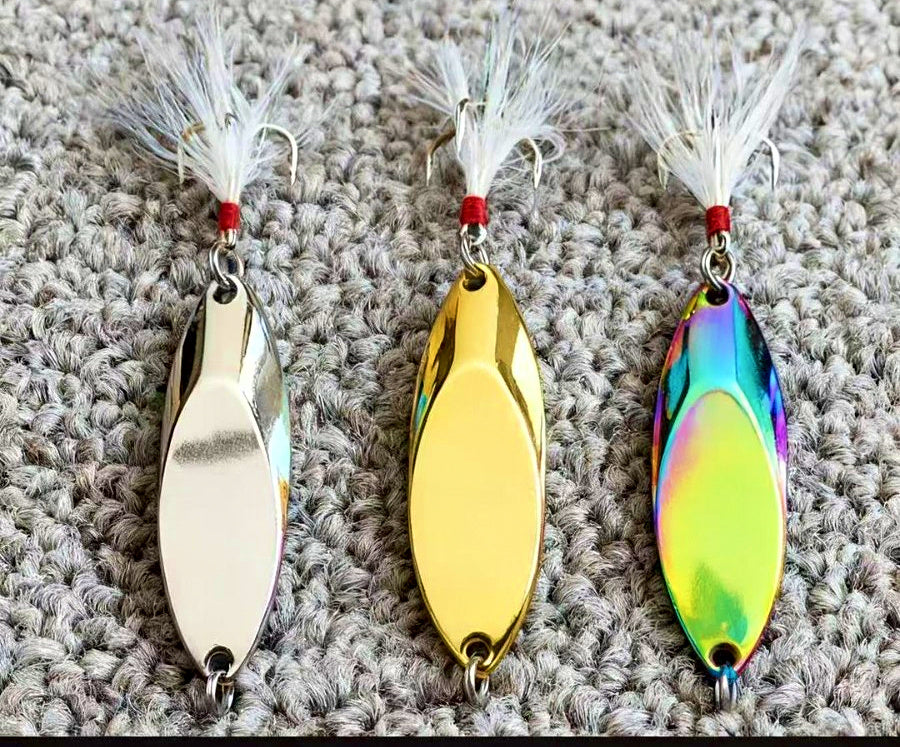 Casting Spoon with Feather Treble Hook, 1.5–42 g (0.05–1.5 oz) – product photo