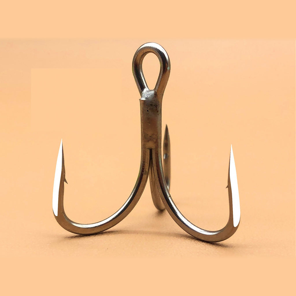 Barbed Stainless Steel Treble Hooks, 25-Pack, Size 16 to 4/0