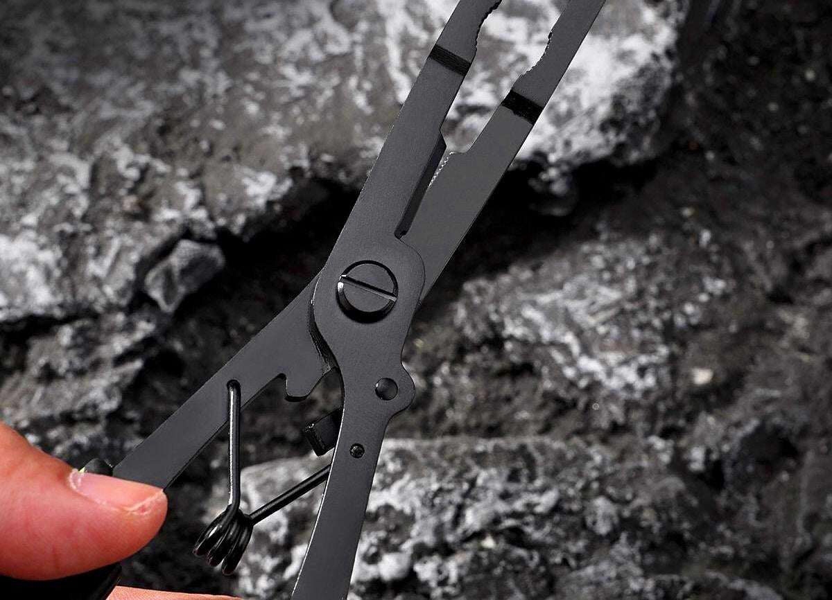 Long-Nose Fishing Pliers with Line Cutter, 16–21 cm (6.3–8.3 in) – product photo