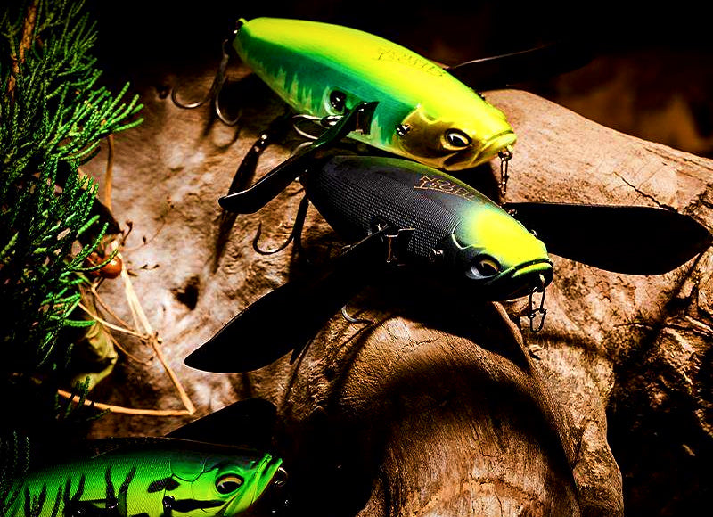 Surface Crawler Lure, 18.8–32.5 g (0.66–1.15 oz) – product photo