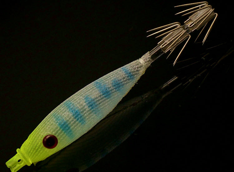 Squid Jig, Rubber-Wrapped Wooden Shrimp Lure, 8 cm (3.1 in) – product photo