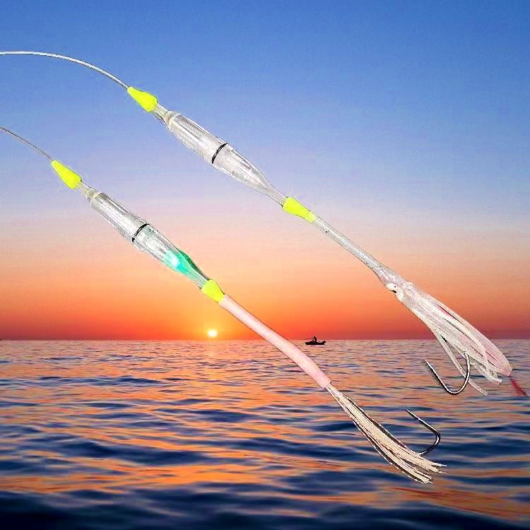 Underwater LED Fishing Light, Clip-On or Line-Through – product photo