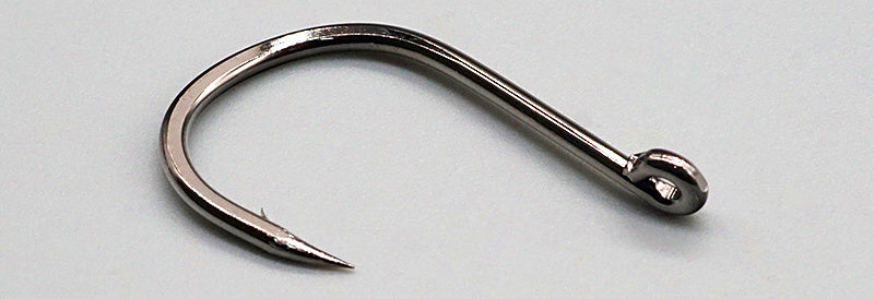 Iseni Hooks with Eyelet, Barbed, 10-Pack (Sizes 1–22) – product photo