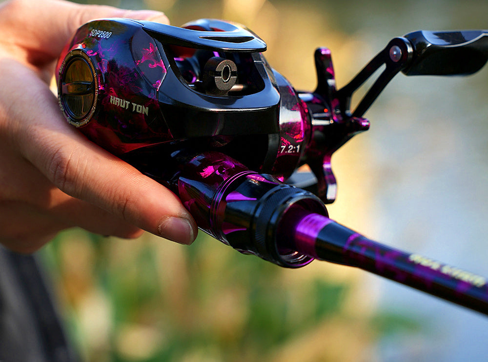 Round Baitcasting Reel 7.2:1, 4+1 Bearings, Metal Spool – product photo