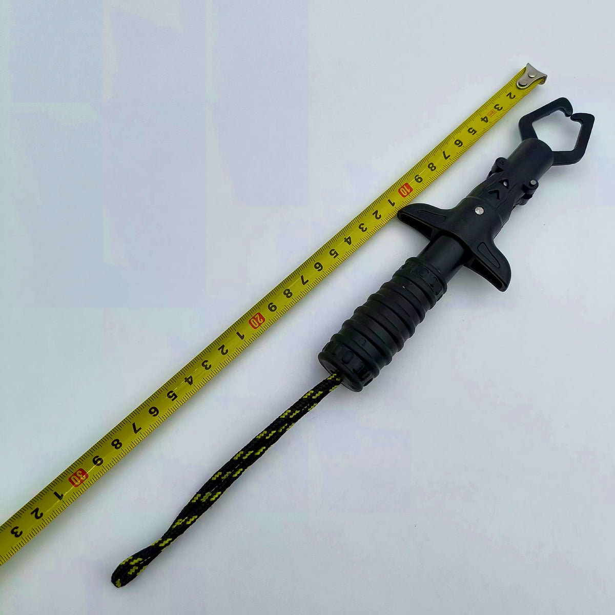 Fish Gripper Lip Grip Tool, Plastic Fish Controller – product photo
