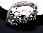 Camellia Flower Pearl Brooch, Vintage Alloy Lapel Pin – product photo