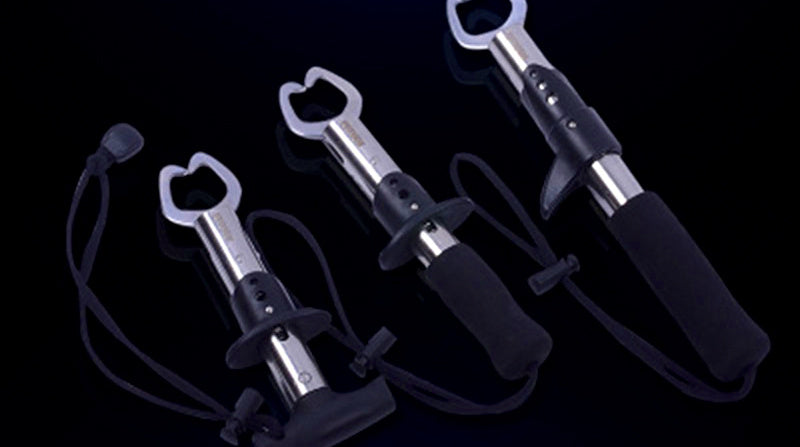 Stainless Steel Fish Gripper, T-Handle, Straight, Pistol Grip – product photo