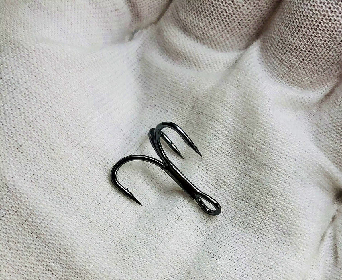 Black Nickel Treble Hooks with Barbs, Sizes 4–10, 10 Pack – product photo