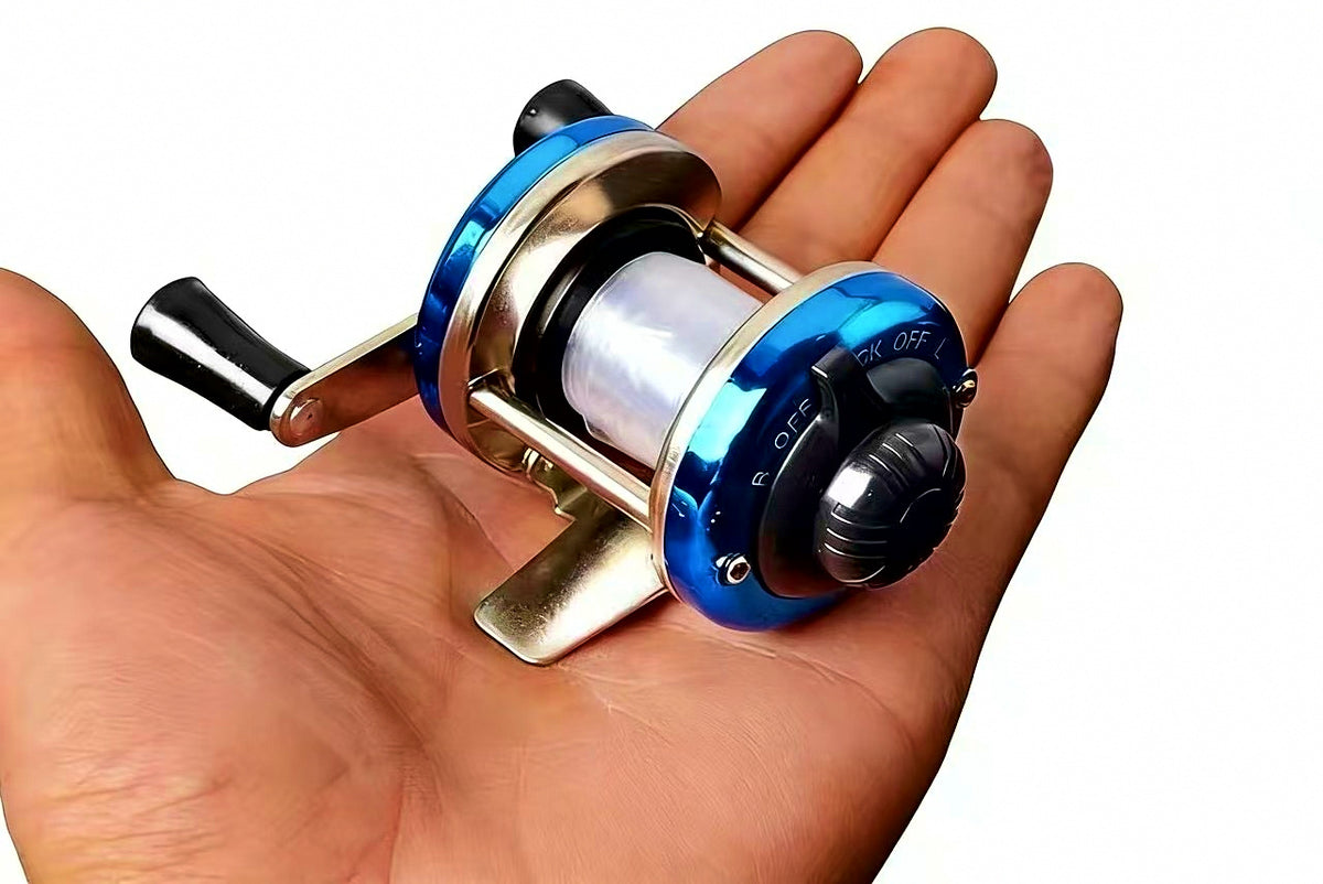 Mini Drum Ice Fishing Reel, Metal Handle, Gold or Blue – product photo