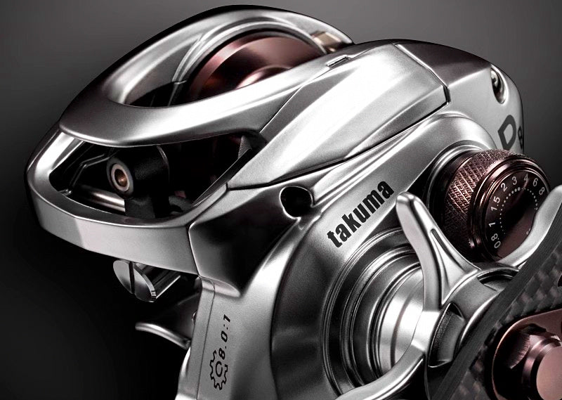 Low-Profile Baitcasting Reel, Carbon Frame, 8 Bearings – product photo