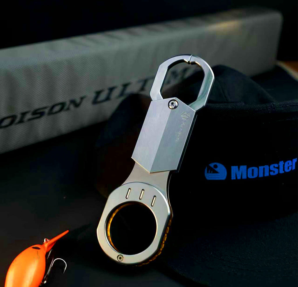 Titanium Lip Gripper Fish Grip, Ultralight Portable – product photo