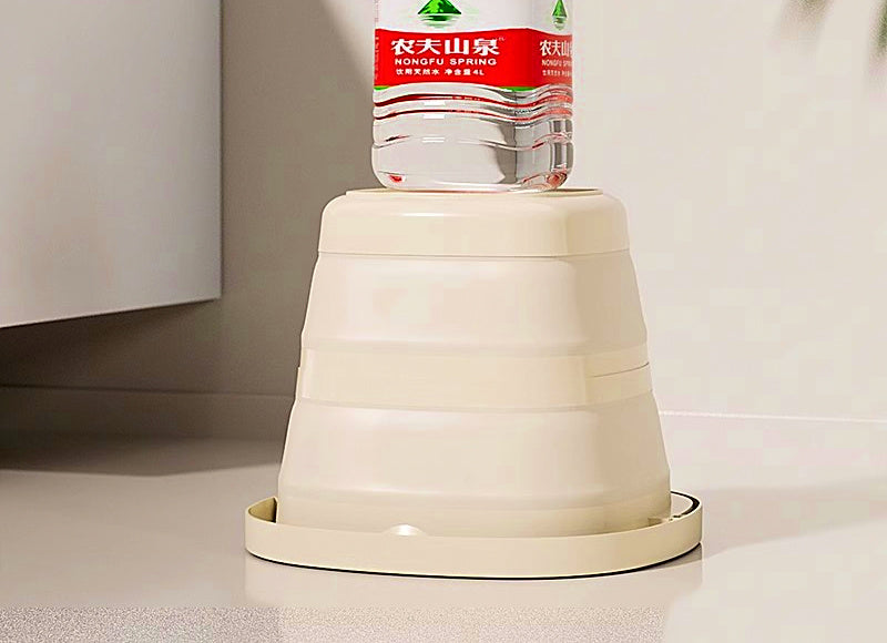 Collapsible Silicone Bucket, 5 L or 10 L, Camping & Fishing – product photo