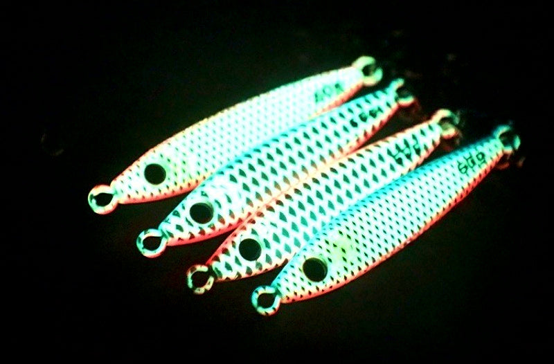 Glow Fish-Scale Metal Jig, 20–60 g (0.7–2.1 oz) – product photo