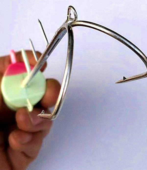 Glow Iron Jig with Double Hooks, 30–300 g (1–10.6 oz) – product photo