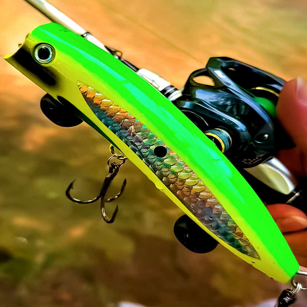 GT Surface Lure, 19 cm (7.5 in), 100 g (3.5 oz) – product photo