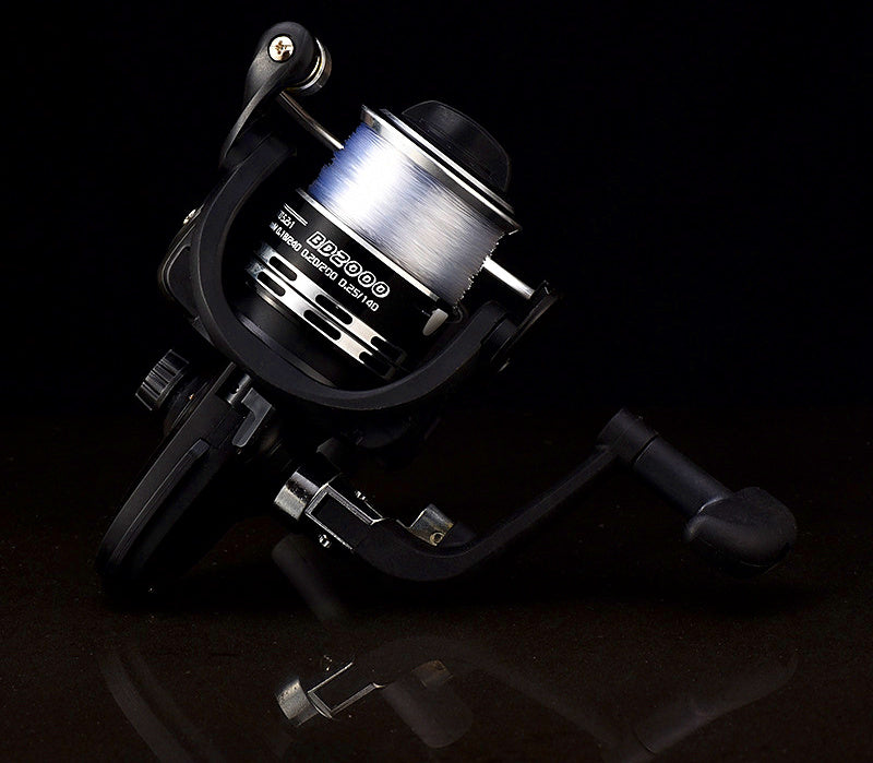 Metal Spool Spinning Reel, 12 Bearing, Pre-Spooled, 2000–7000 – product photo