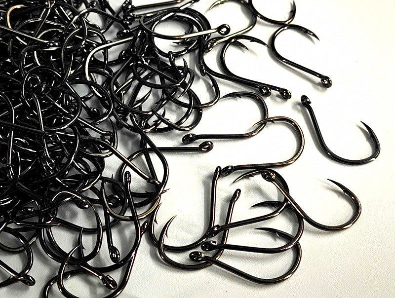 Iseni Barbed Eyed Hooks with Tube, Sizes 3–15, 49/99 pcs – product photo