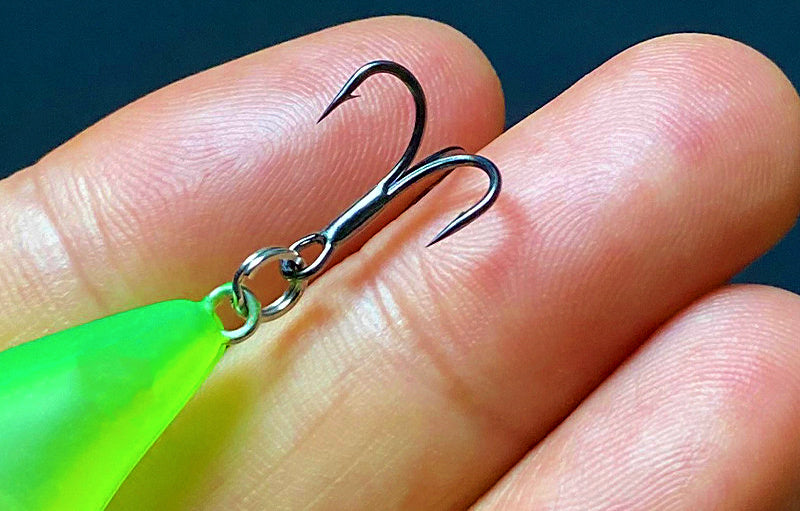 Micro Sinking Minnow Lure with Rattle, 4.2 g (0.15 oz) – product photo
