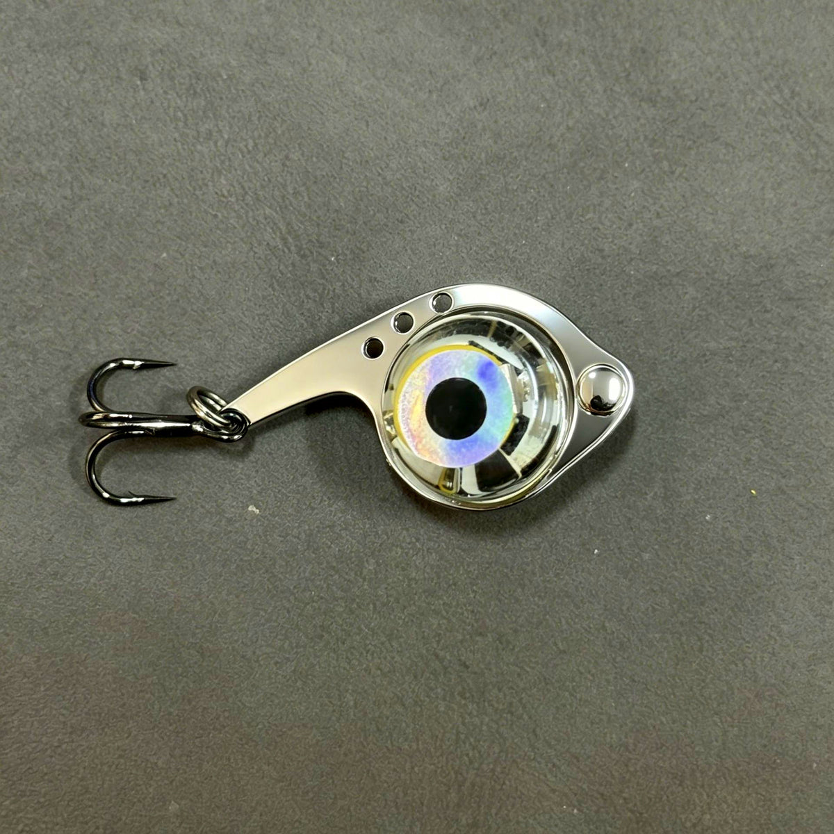 LED Light-Up Fish-Shaped Lure with Hook, Gold or Silver – product photo