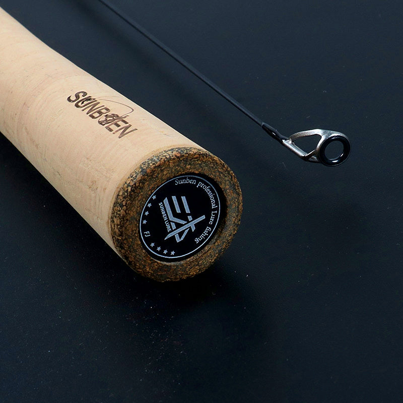 L–ML Lure Rod, 2-Piece Carbon, 1.82–2.7 m (6–8.9 ft) – product photo