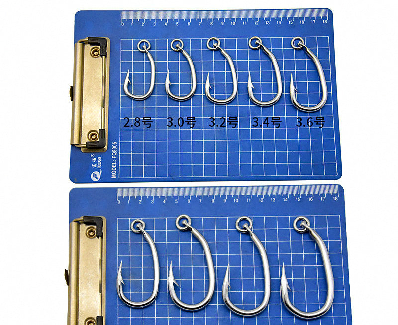 Large Barbed Tuna & Shark Hooks, High Carbon Steel – product photo