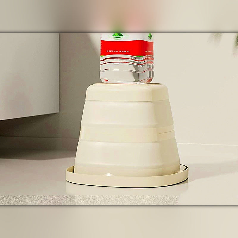 Collapsible Bucket with Handle, 5 L or 10 L (1.3 or 2.6 gal)