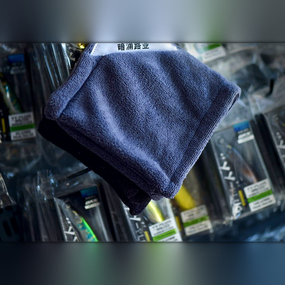 Microfiber Fishing Hand Towel with Clip, 14x14 cm (5.5 in)