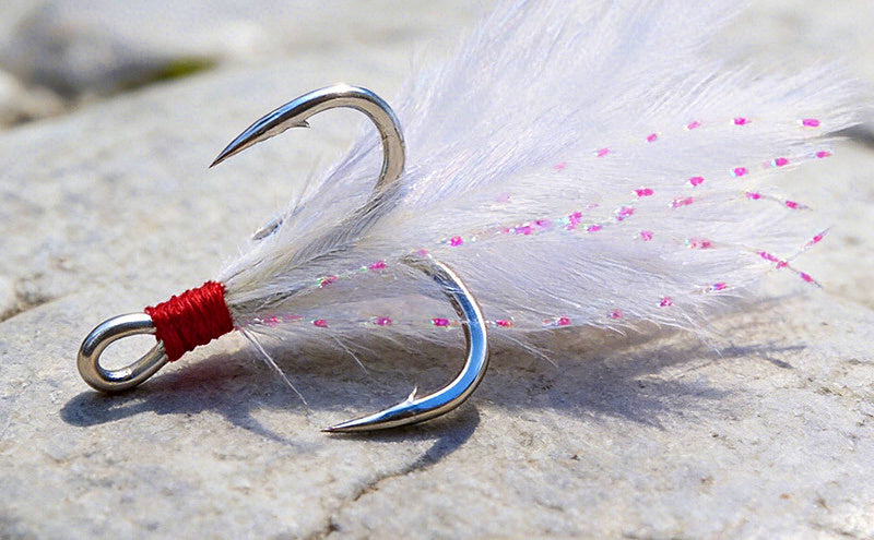 Metal Jig with Feathered Hook, 20–200 g (0.7–7.1 oz) – product photo