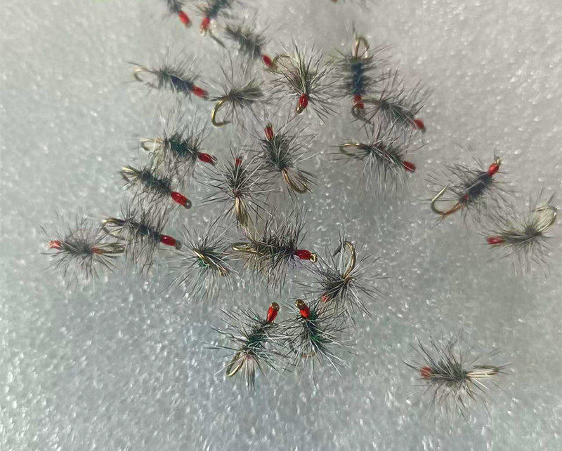 Black & White Hackle Fly, Sizes 8–18, 4 or 10 Pack – product photo