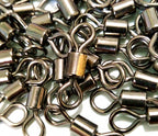 Figure-8 Swivel, Sizes 14 to 3/0, Natural or Black – product photo