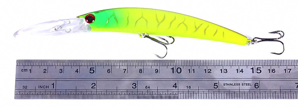 Long Lip Deep Diving Minnow Plug, 15 cm, 15 g (0.5 oz) – product photo