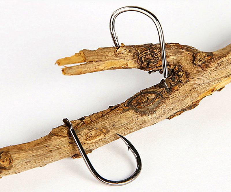 Iseni Barbed Hooks, High Carbon, Loose Pack, Sizes 1-12 – product photo