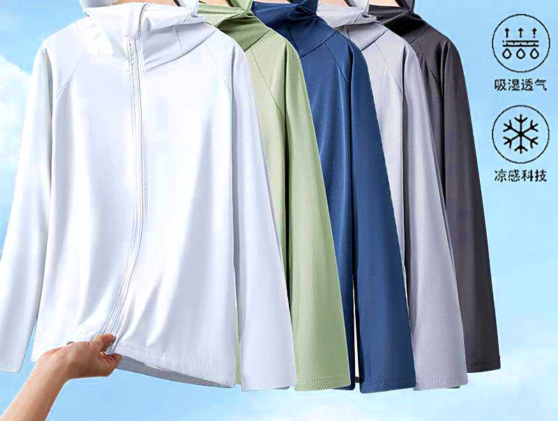 Men's UPF 50+ Hooded Sun Shirt Fishing Jacket, Lightweight – product photo