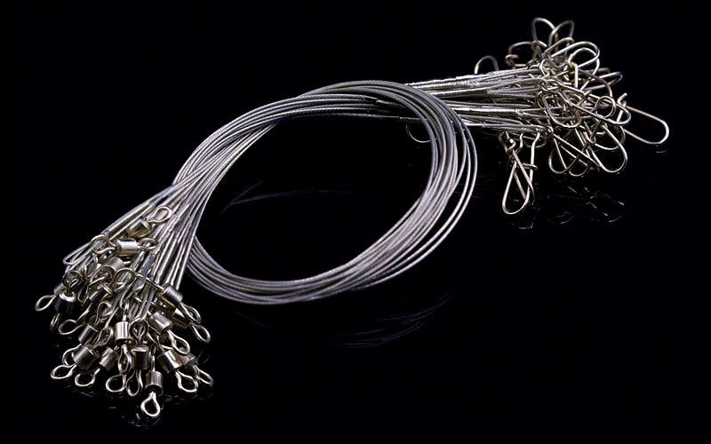 Wire Leader with Swivel & Snap, 10–30 cm (3.9–11.8 in) – product photo