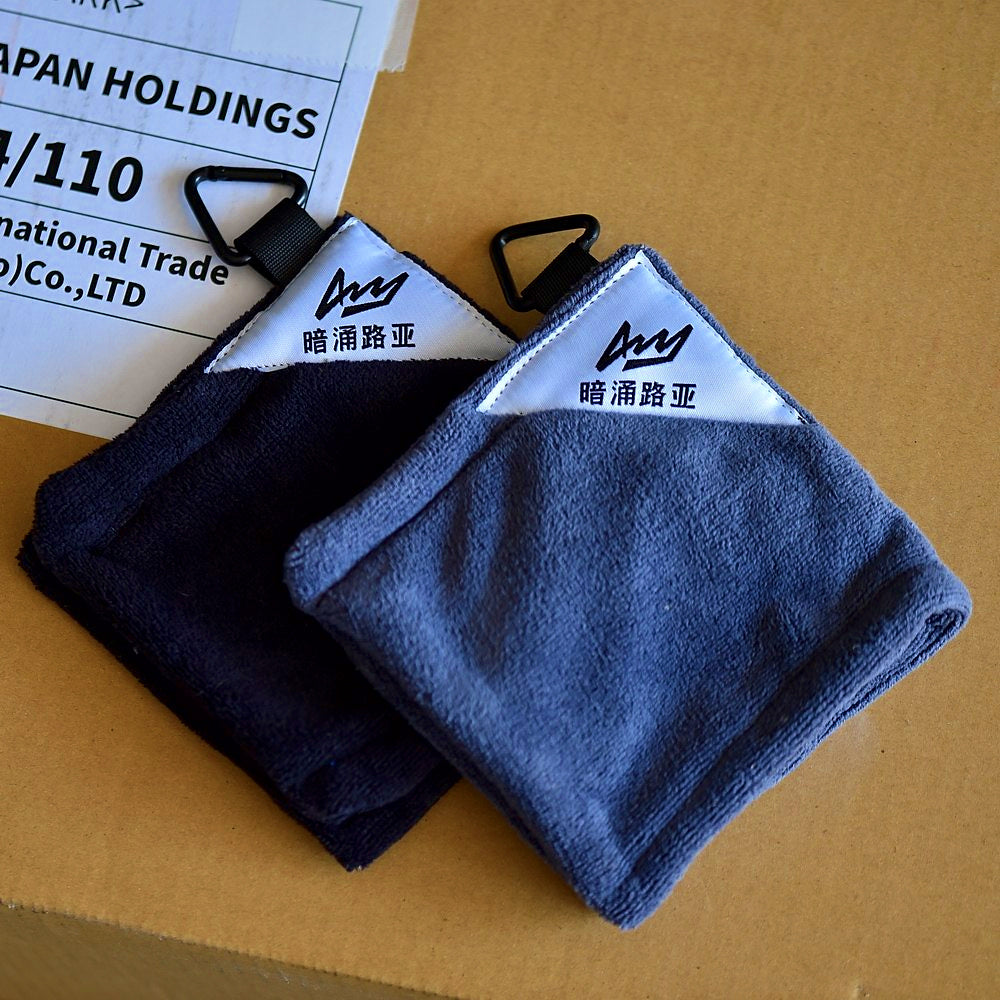 Microfiber Fishing Hand Towel with Clip, 14x14 cm (5.5 in) – product photo