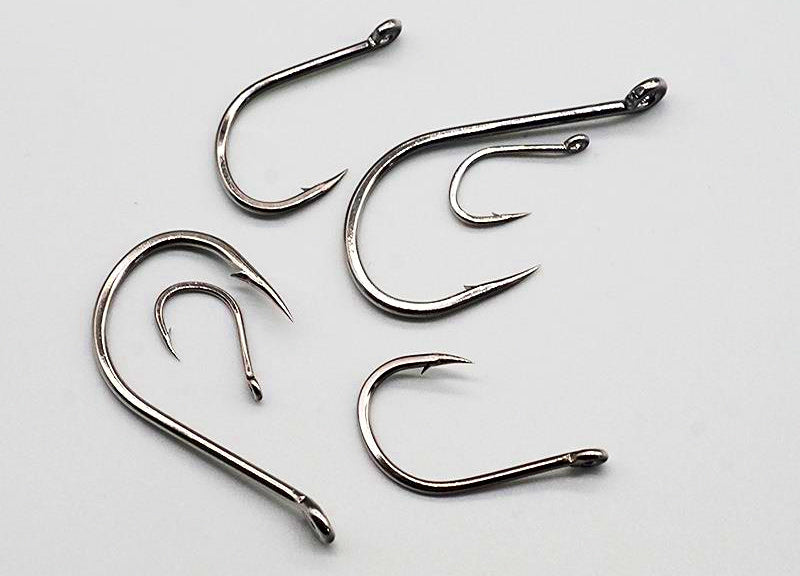 Iseni Style Barbed Eyed Hooks, Sizes 1–22 (High Carbon) – product photo
