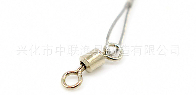 Wire Leader with Swivel & Snap, 30-40 lb, 10-Pack – product photo