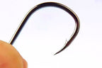 Iseni Barbed Ringed Saltwater Hooks, Bulk Pack, Sizes 1–22 – product photo