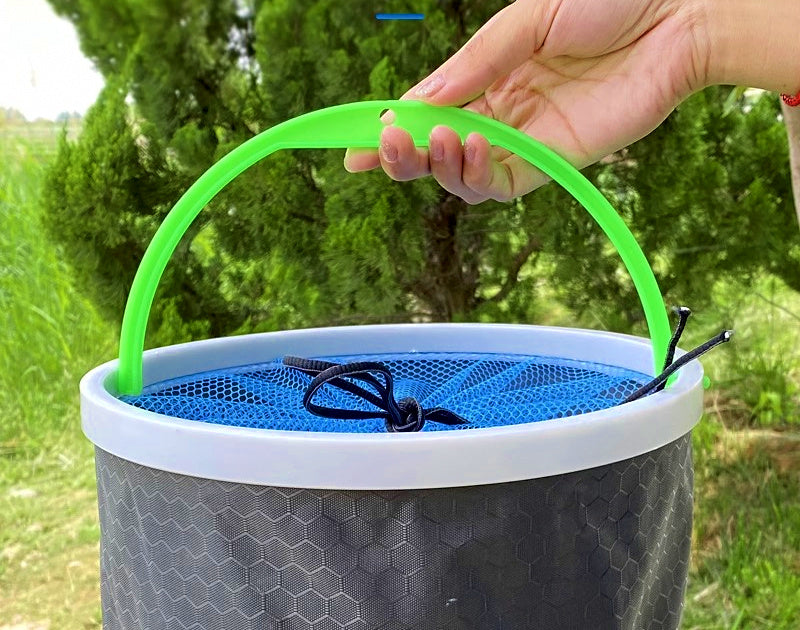 Collapsible Fishing Bucket, Oxford Cloth, 2–11 L (0.5–2.9 gal) – product photo
