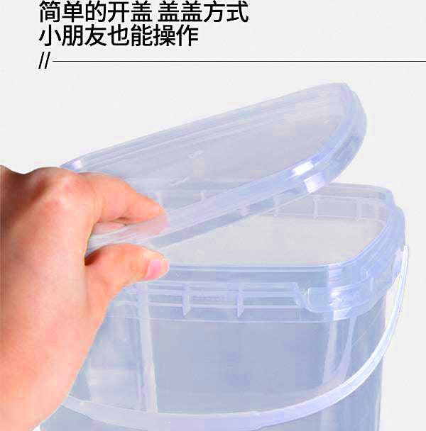 Clear Portable Live Fish Bucket, 3 L / 5 L (0.8 / 1.3 gal) – product photo