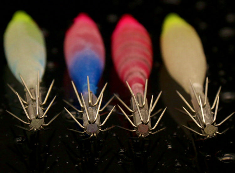 Squid Jig, Rubber-Wrapped Wooden Shrimp Lure, 8 cm (3.1 in) – product photo