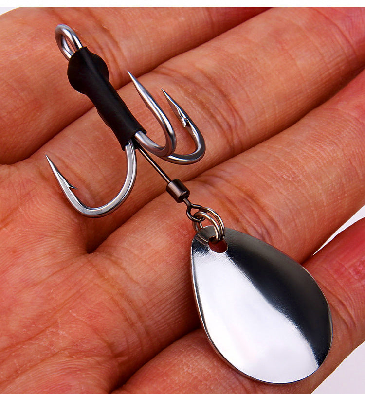4X Strong Treble Hooks with Spinner, Sizes 1, 2, 4 – product photo