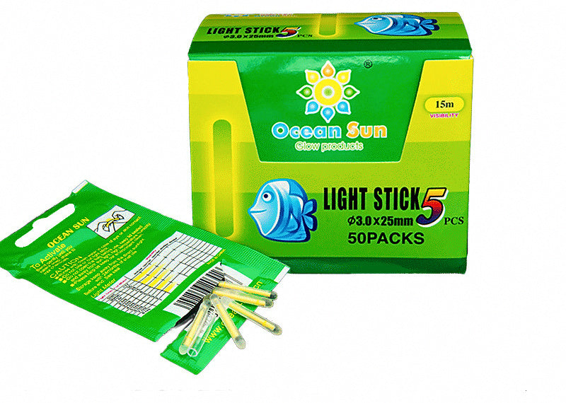 Night Fishing Glow Sticks, Green and Red, Multiple Sizes – product photo