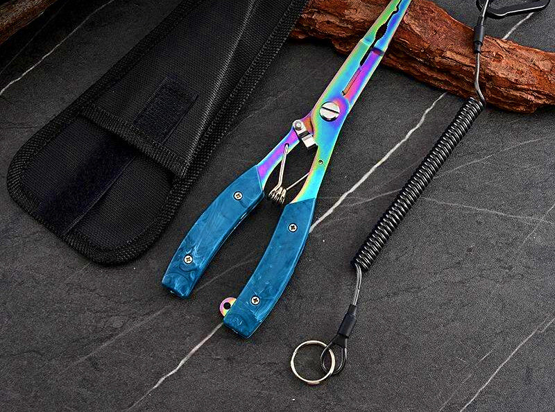 Stainless Fishing Pliers & Fish Gripper, 21 cm (8.3 in) – product photo