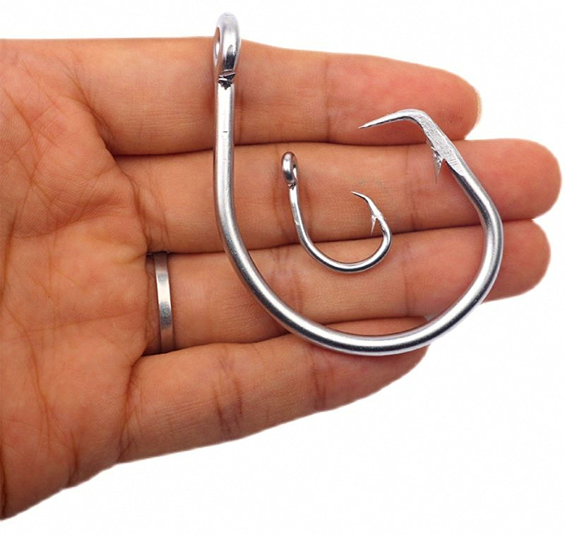 Stainless Steel Circle Hooks, Barbed, Sizes 6/0–16/0 – product photo